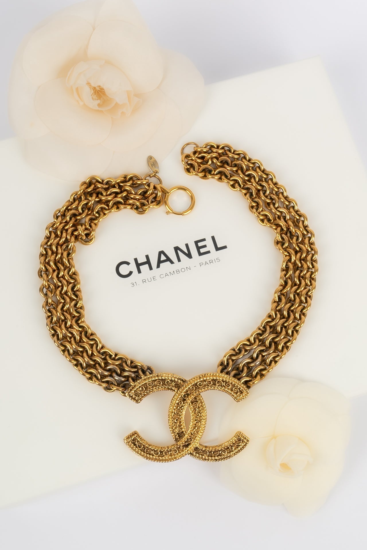 Collier cc Chanel