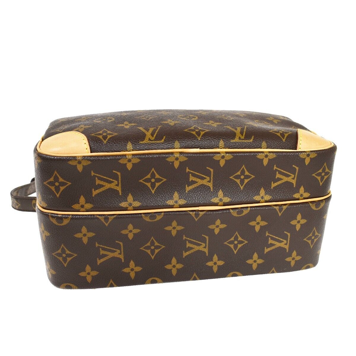 Louis Vuitton Nile  Canvas Shoulder Bag ()