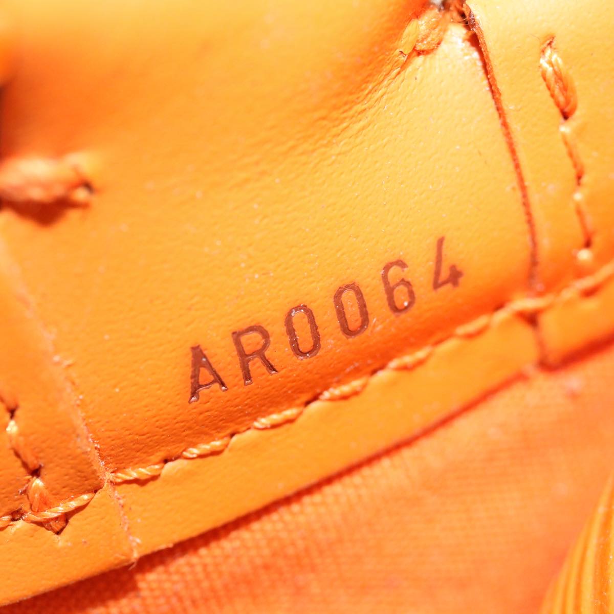 Louis Vuitton Dhanura  Leather Shoulder Bag ()