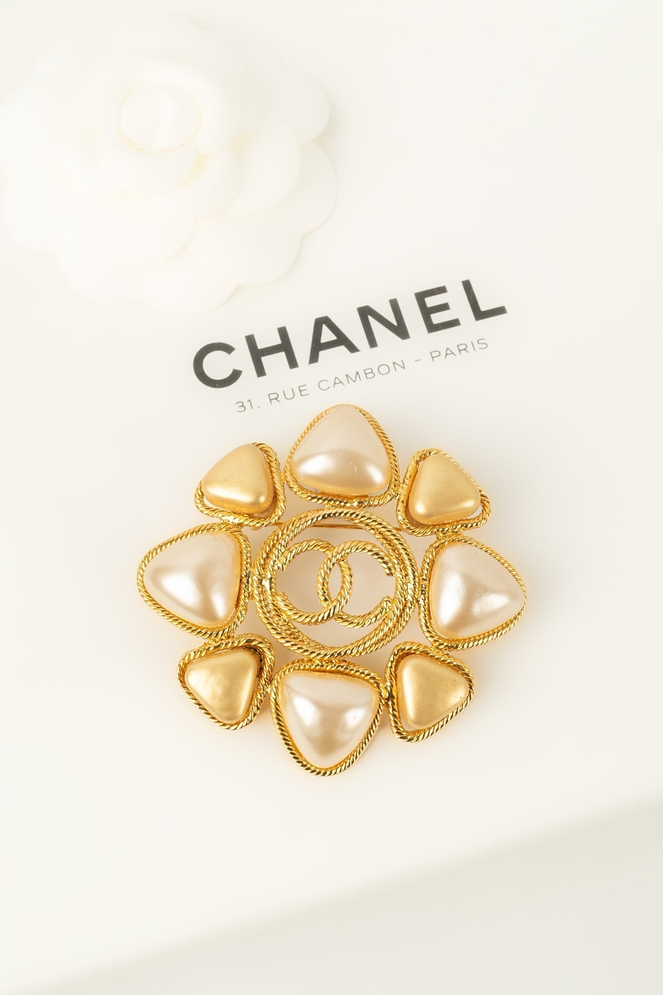 Broche Chanel 1990s