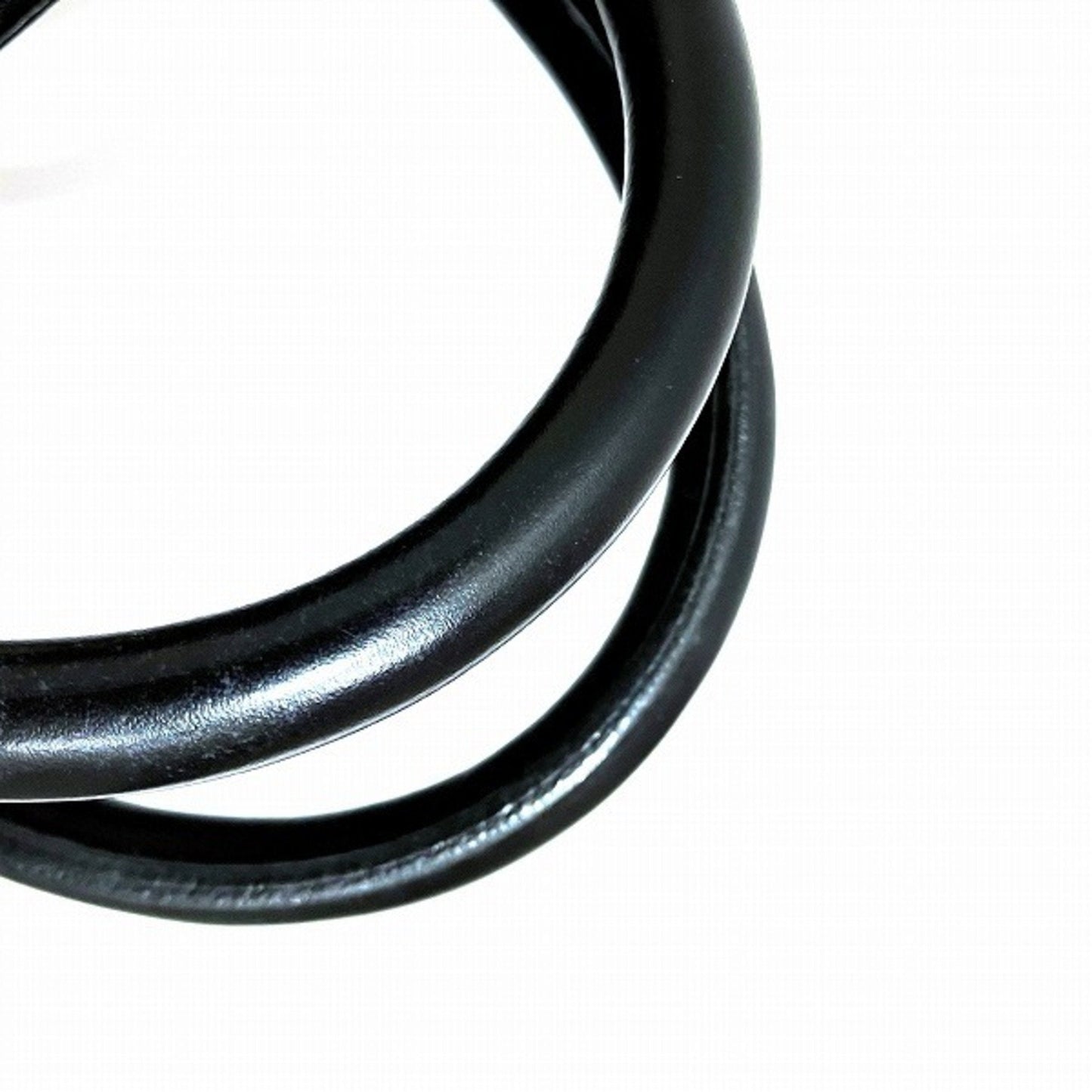 Louis Vuitton Alma  Leather Handbag ()