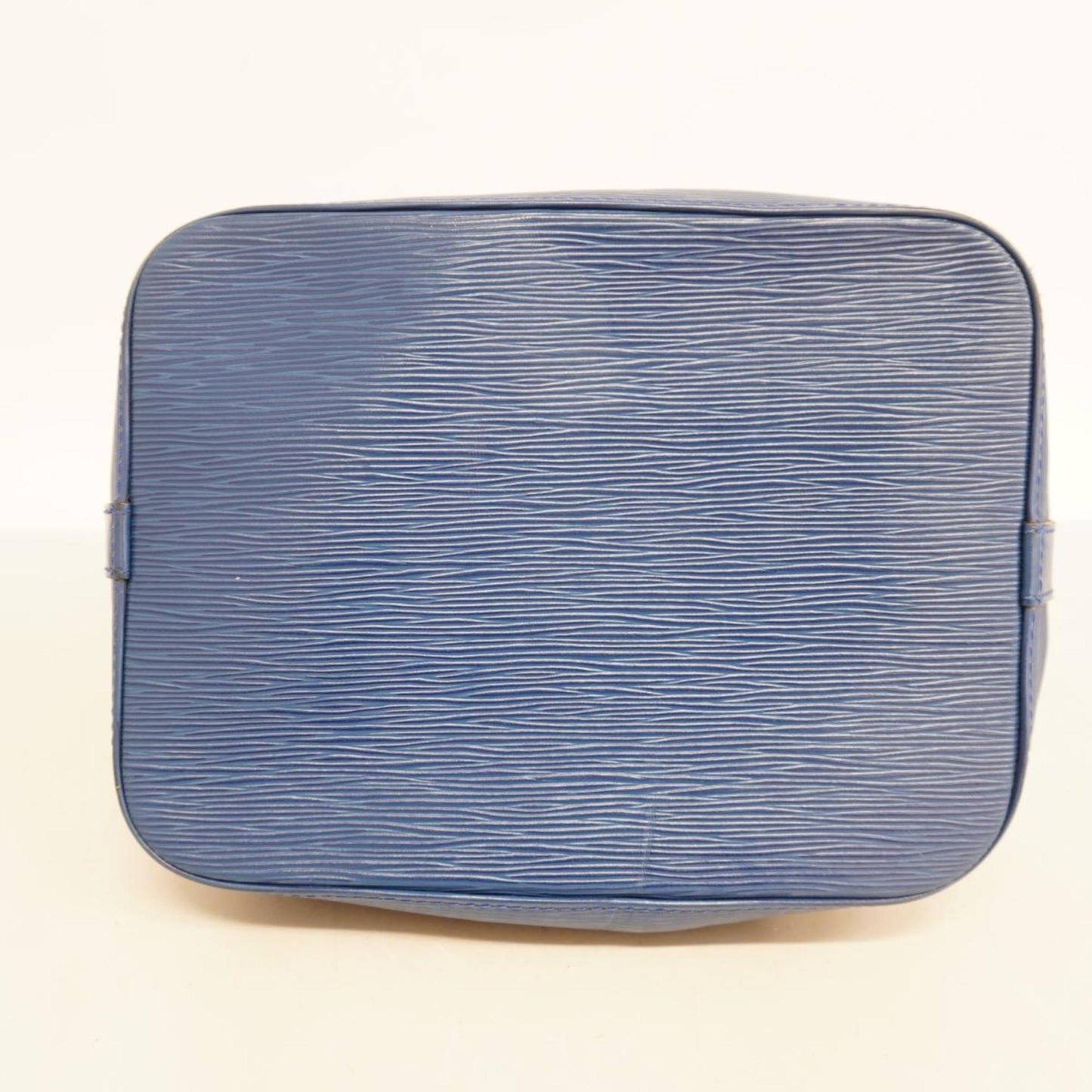 Louis Vuitton Petit Noé  Canvas Shopper Bag ()