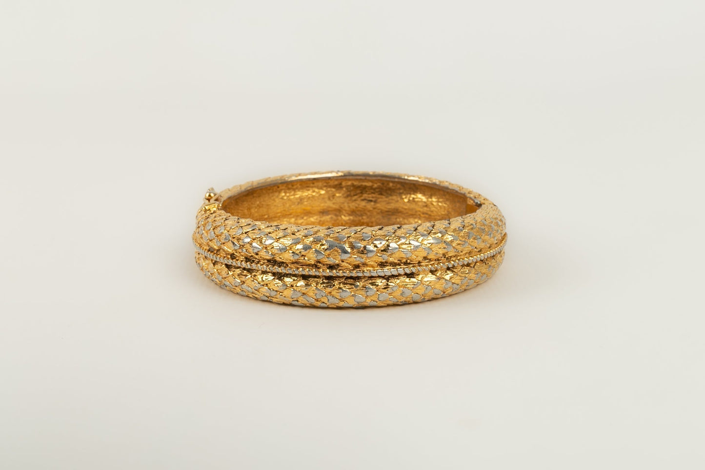 Bracelet jonc Chanel