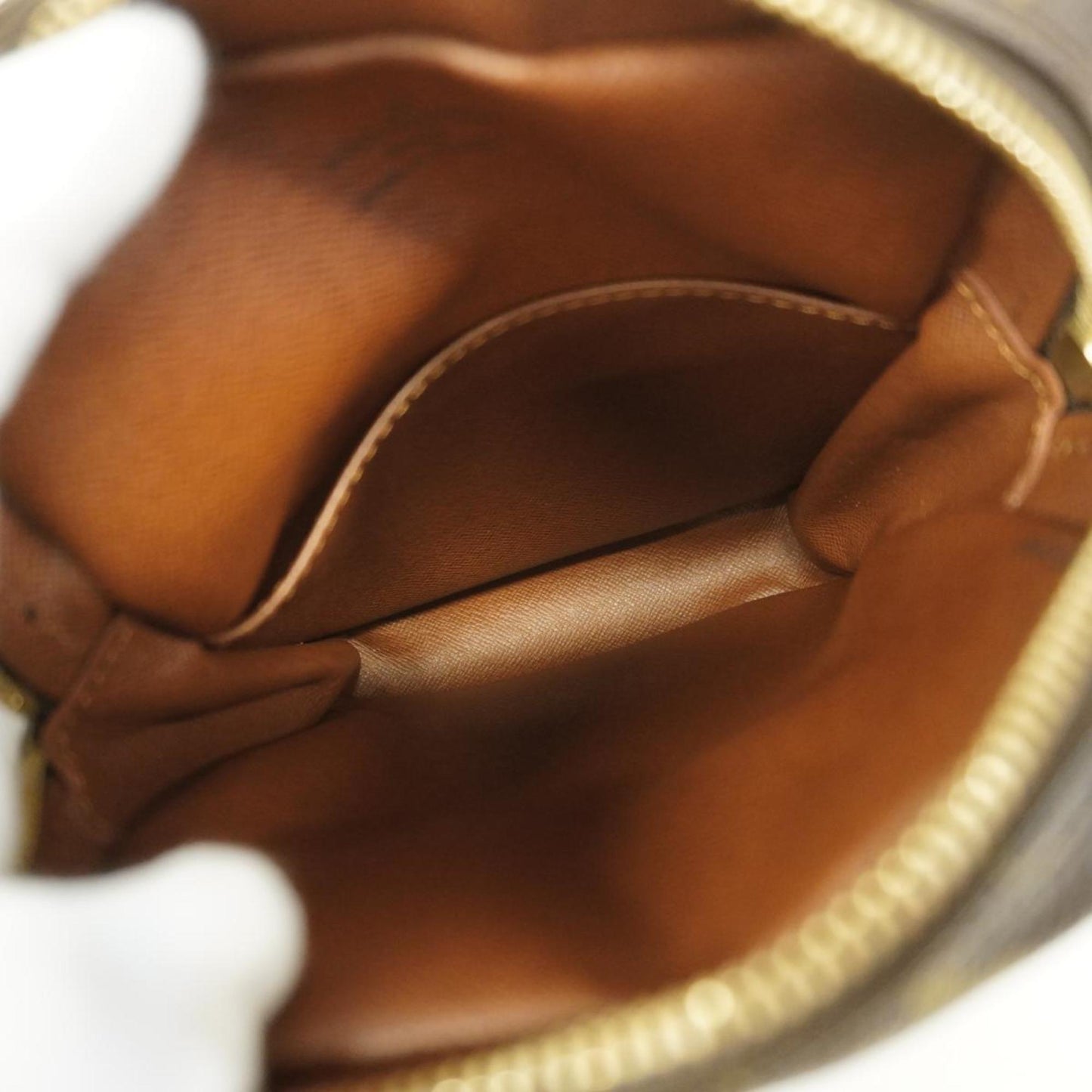 Louis Vuitton Amazon  Canvas Shoulder Bag ()