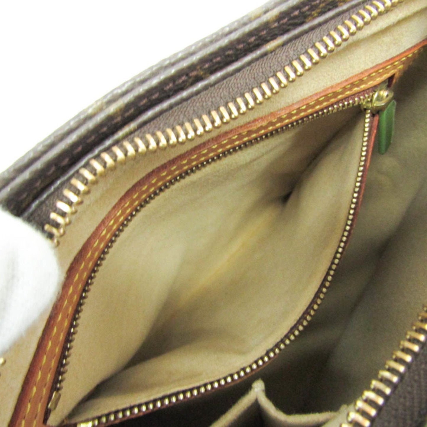 Louis Vuitton Looping Mm  Canvas Shoulder Bag ()