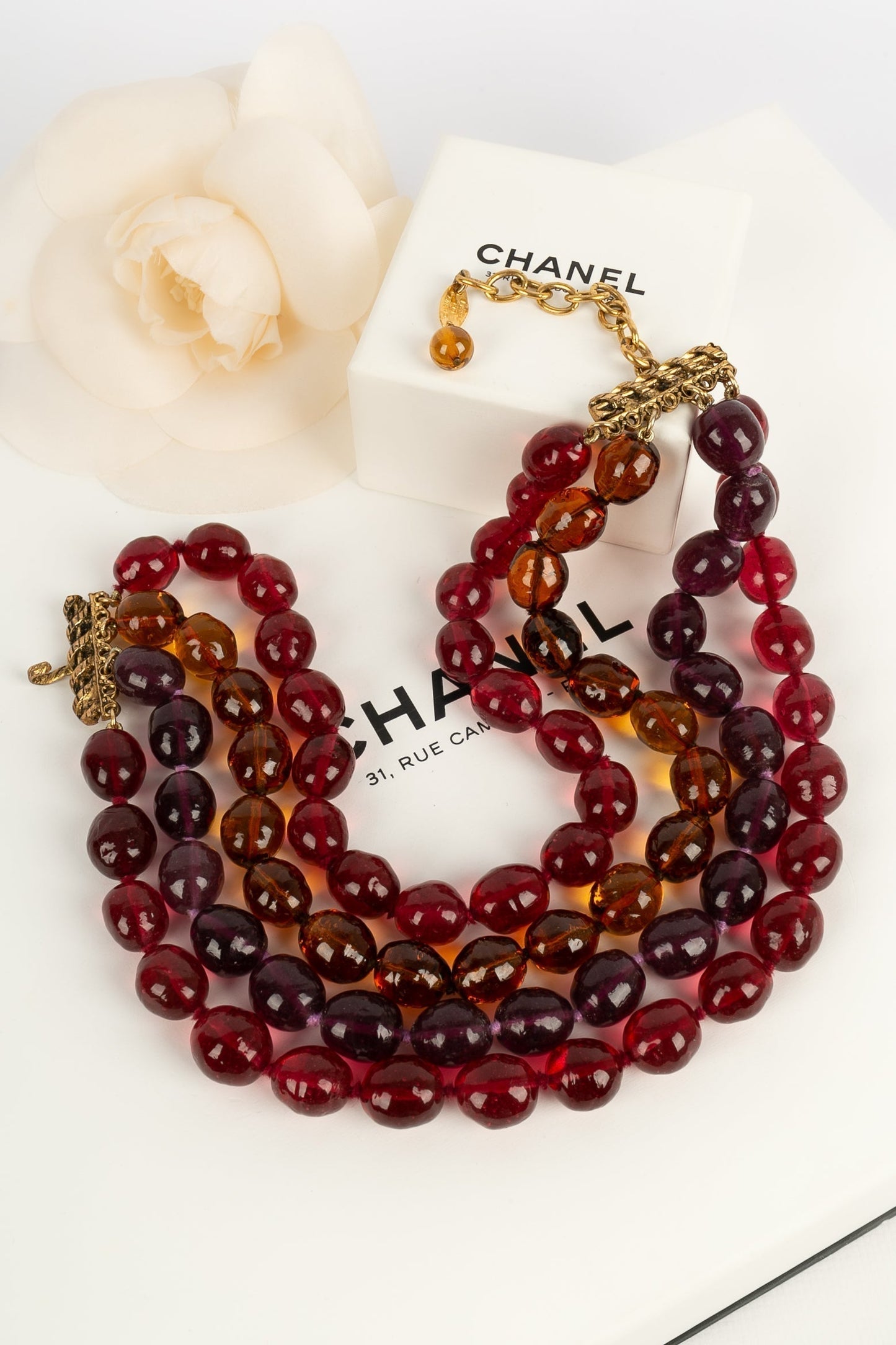 Collier court Chanel 1985/86