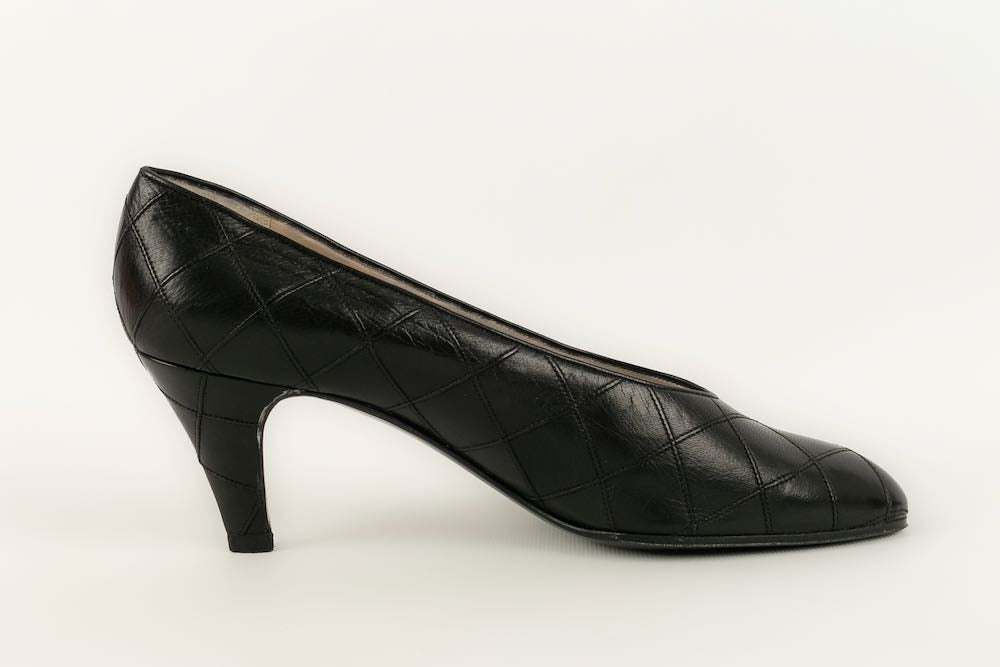 Escarpins en cuir Chanel