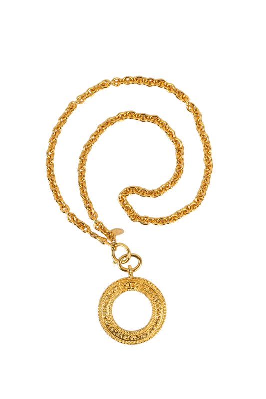 Collier loupe Chanel
