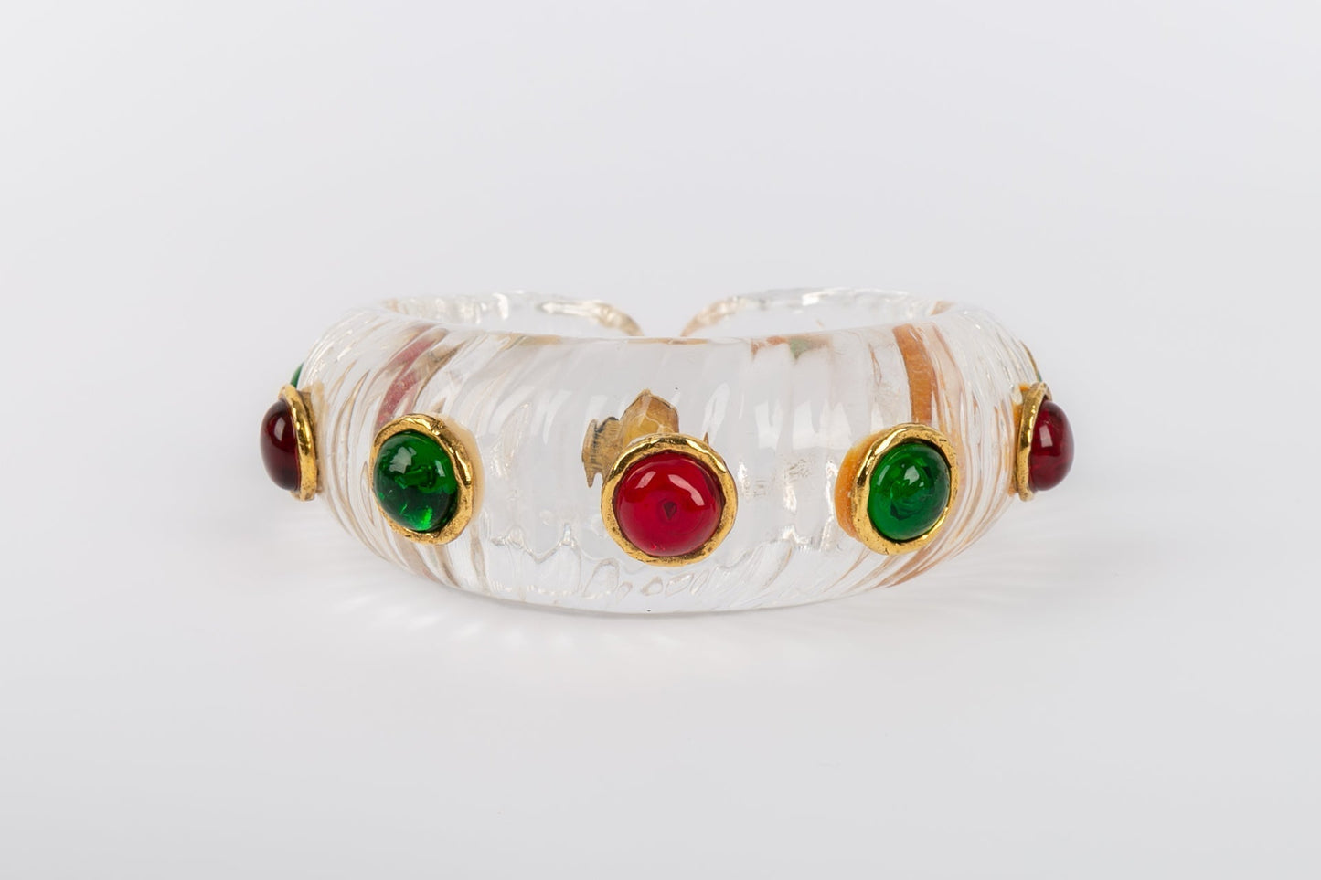 Bracelet en lucite Chanel