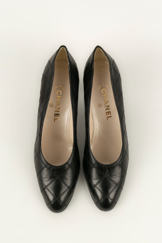 Escarpins en cuir Chanel