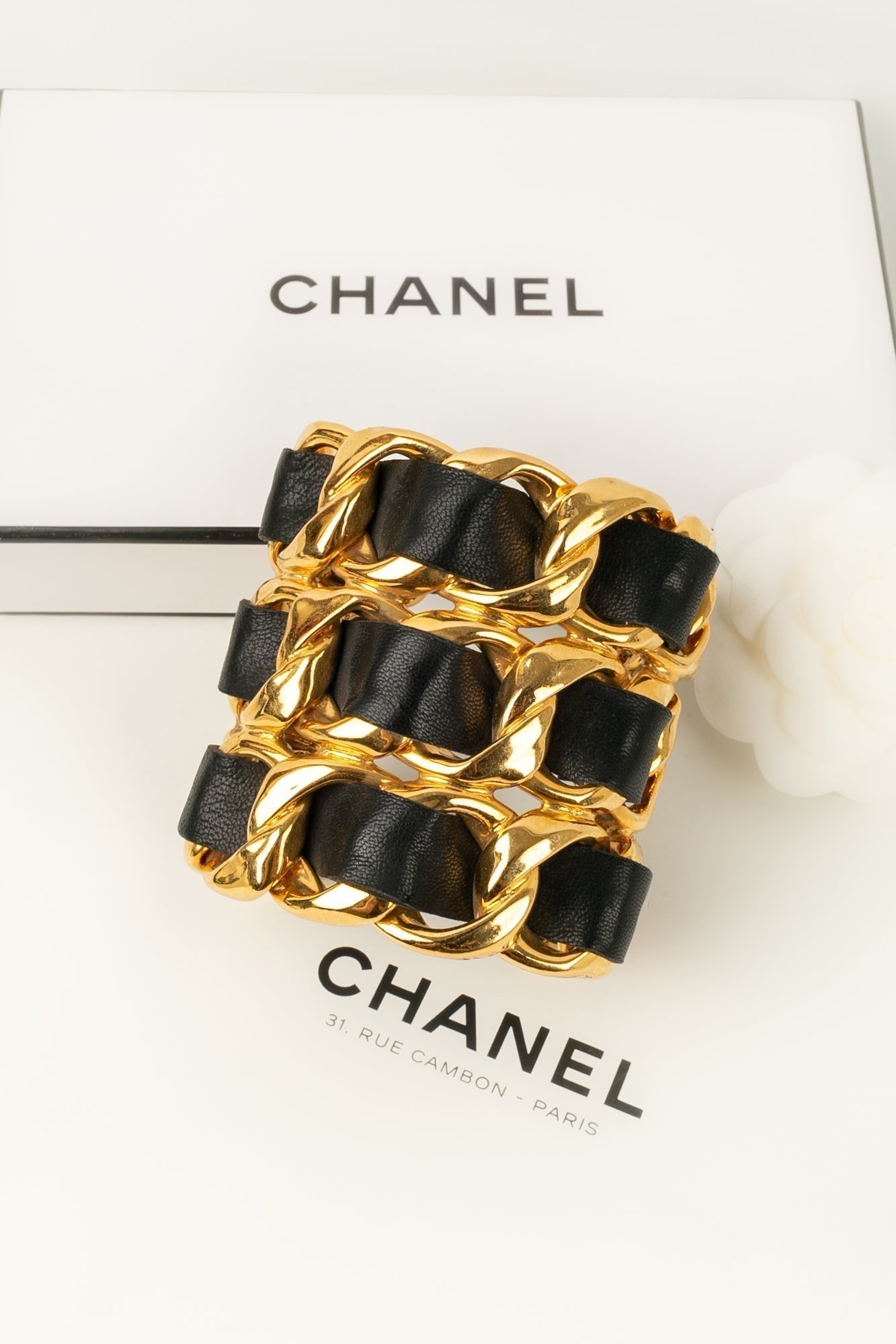 Bracelet manchette Chanel