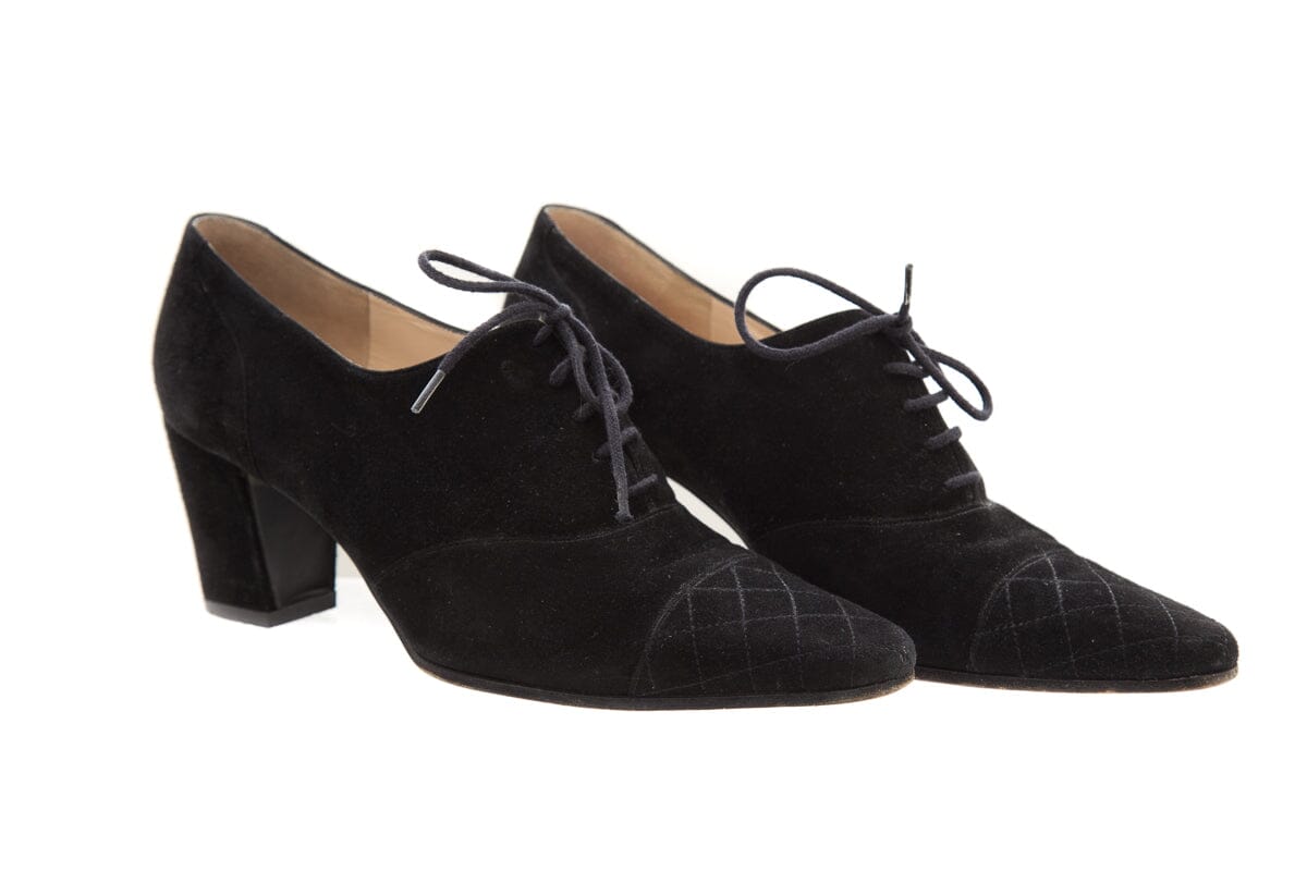 Chanel Black Suede Lace Up Low Heels SZ 37