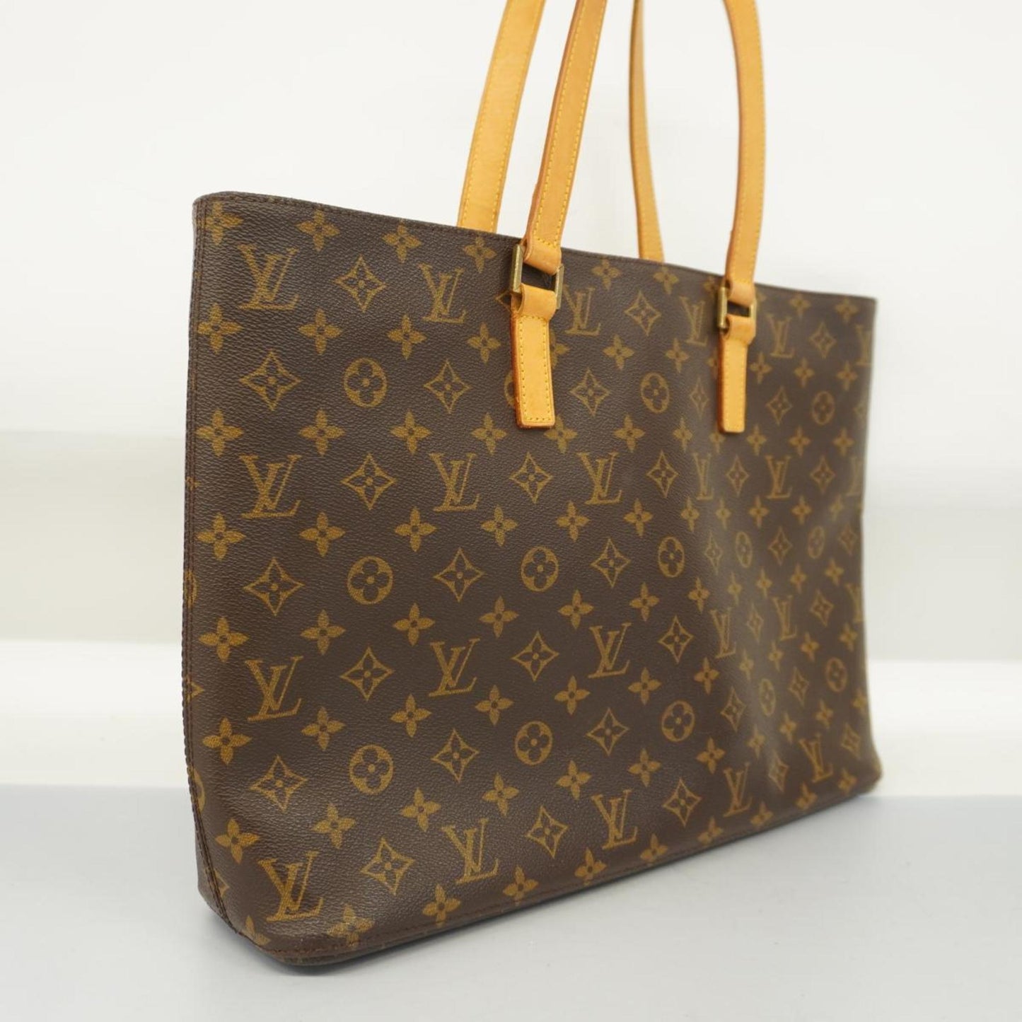 Louis Vuitton Luco  Canvas Tote Bag ()