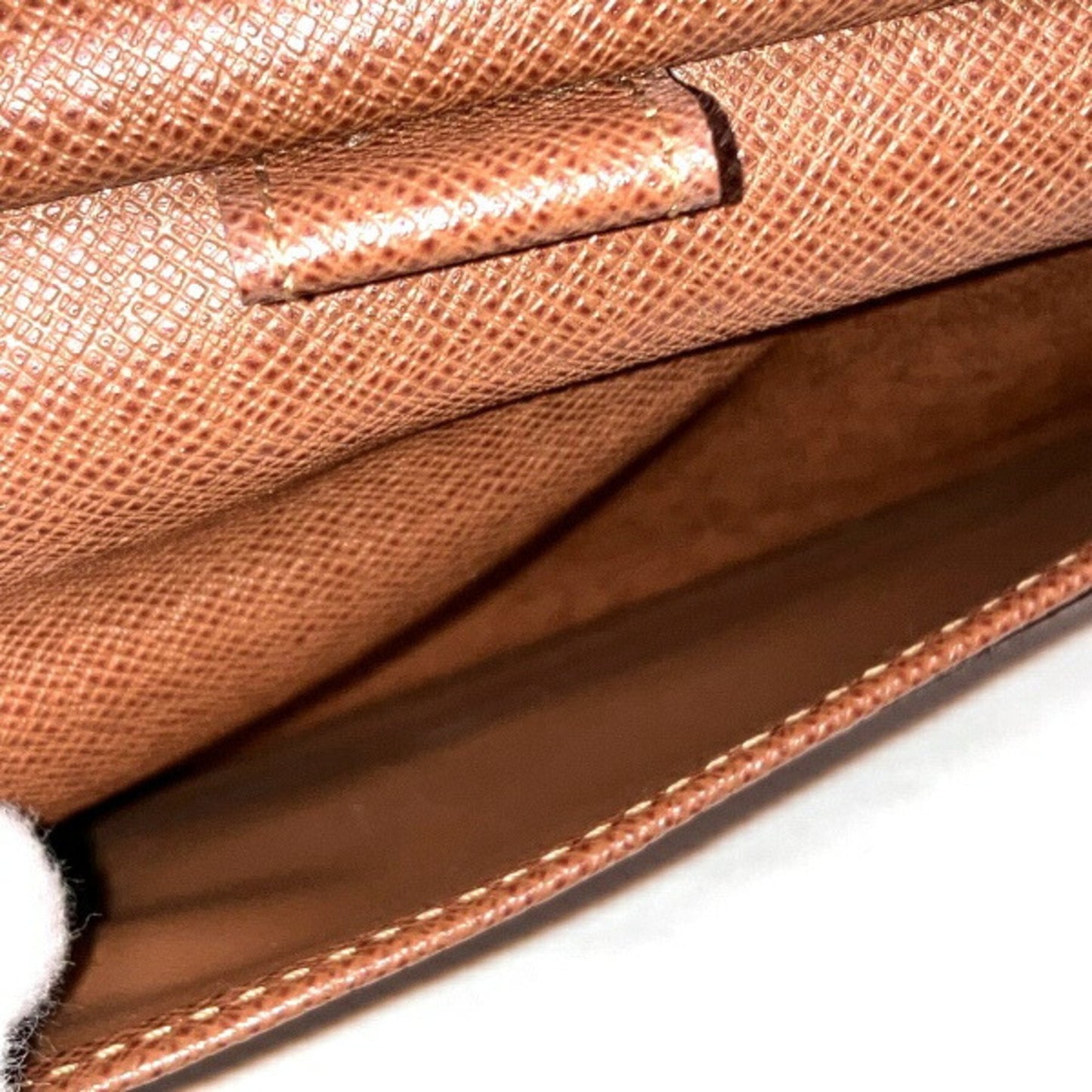 Louis Vuitton International  Canvas Wallet  ()