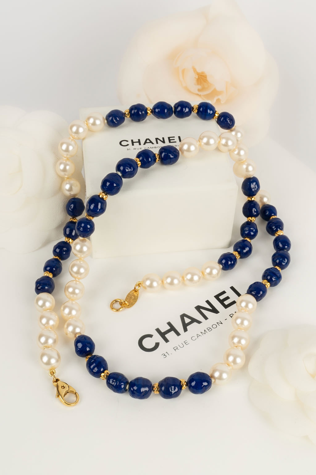 Collier / Sautoir Chanel 1980s