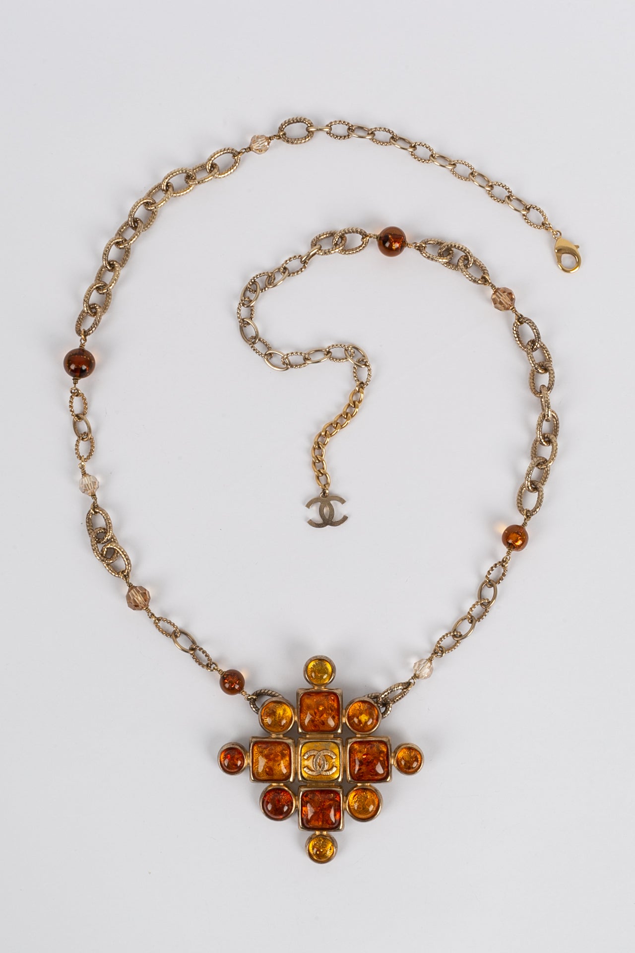 Collier croix Chanel Automne 2007