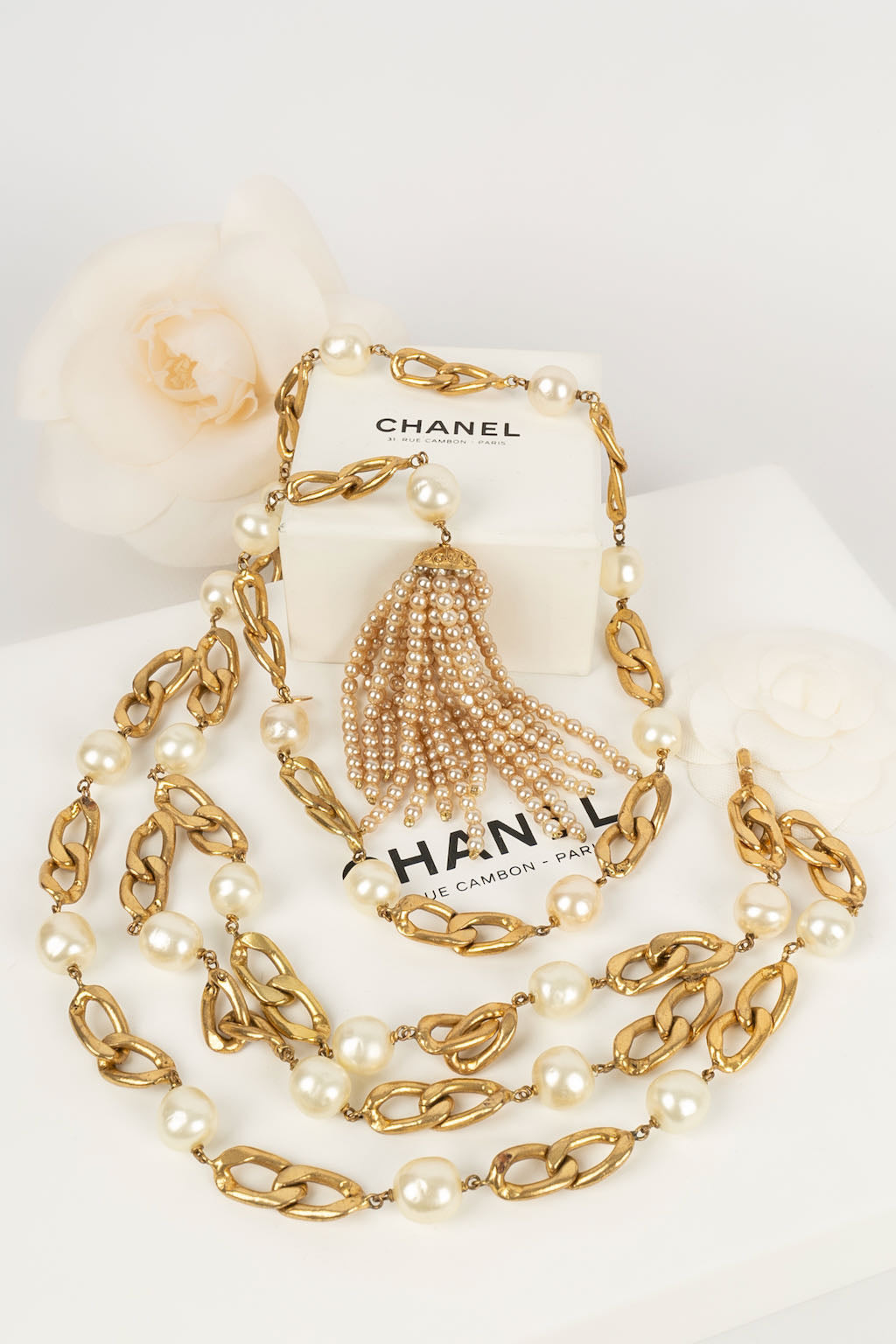 Ceinture nacrée Chanel