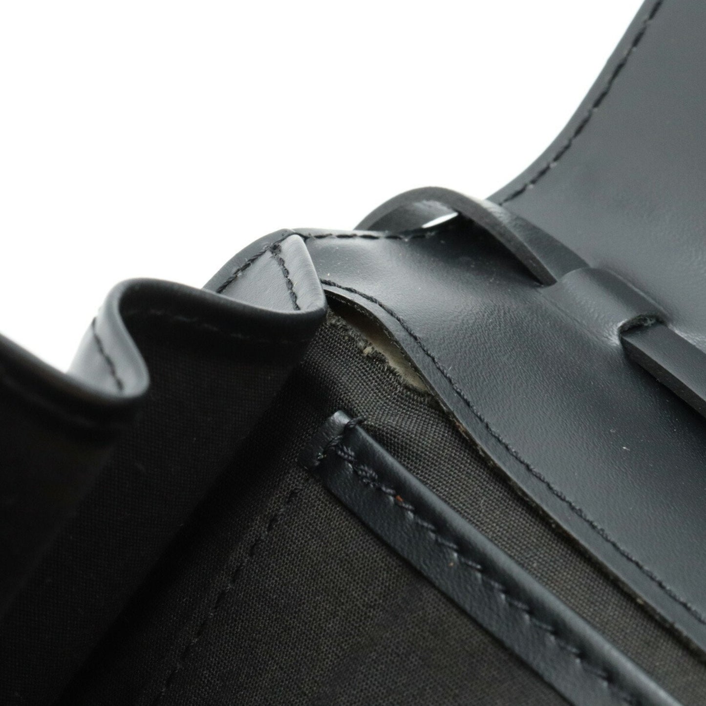 Louis Vuitton Honfleur  Leather Shoulder Bag ()