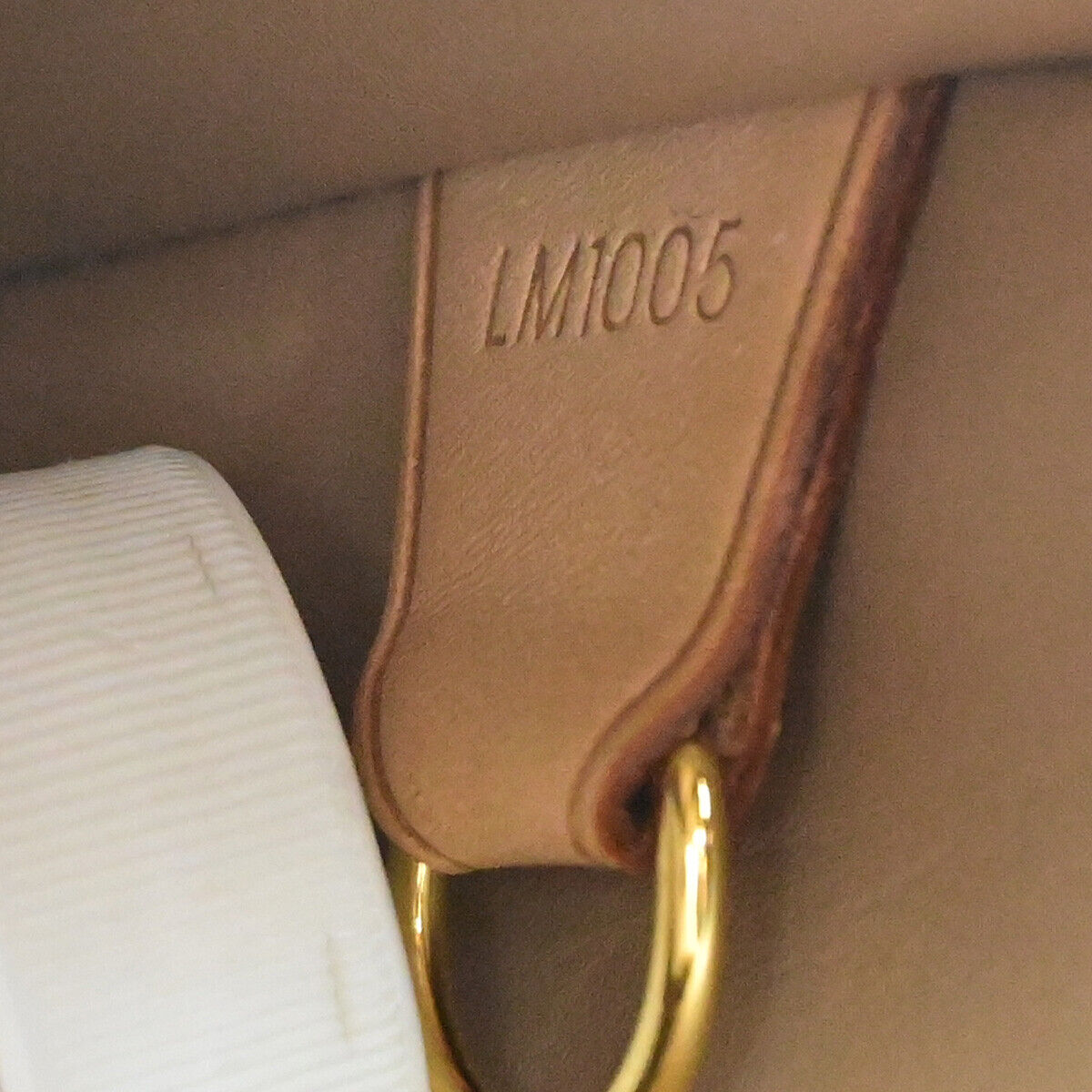 Louis Vuitton Houston  Patent Leather Shoulder Bag ()