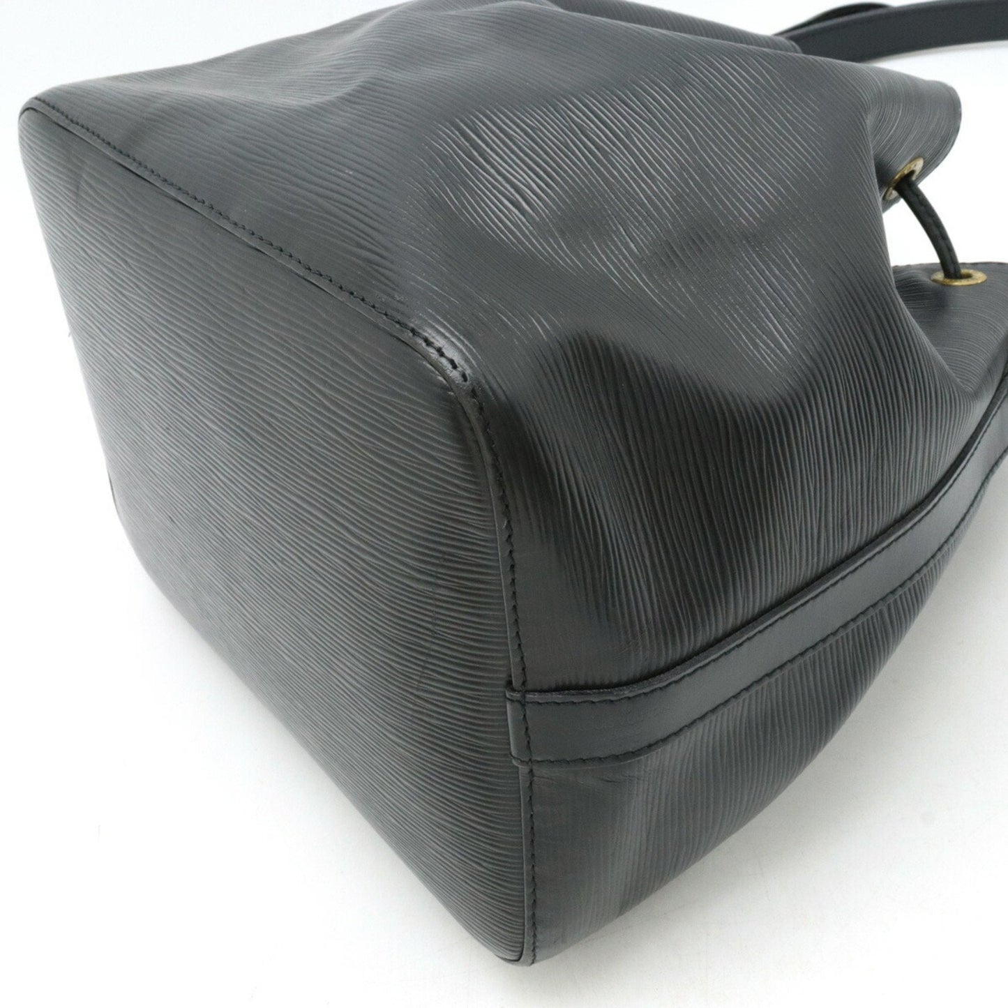 Louis Vuitton Petit Noé  Leather Shoulder Bag ()