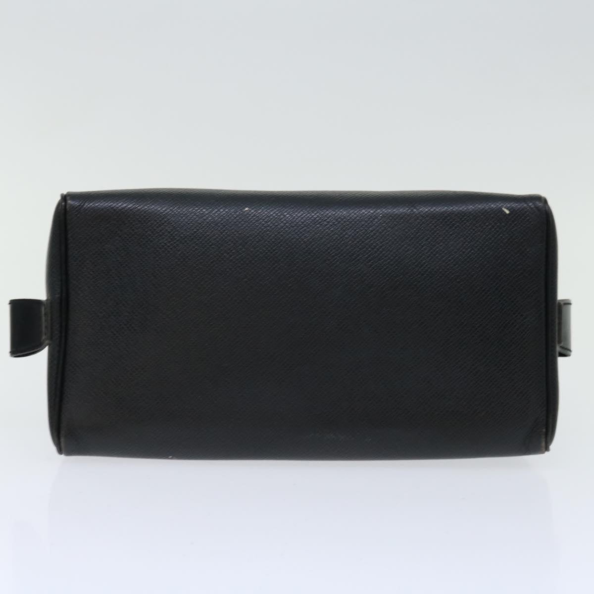 Louis Vuitton Taiga  Leather Clutch Bag ()