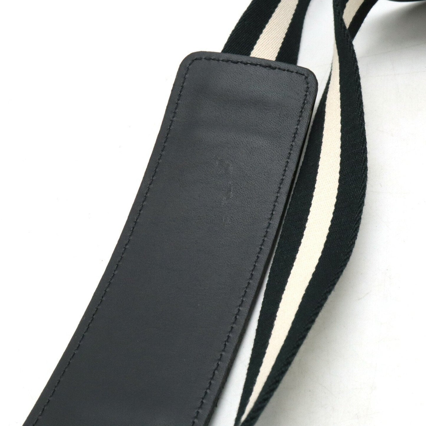 Louis Vuitton Mary Kate  Canvas Shoulder Bag ()