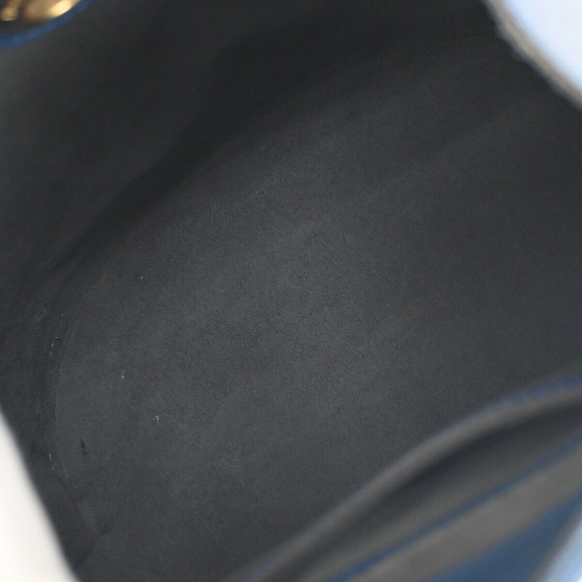 Louis Vuitton Cluny  Leather Shoulder Bag ()