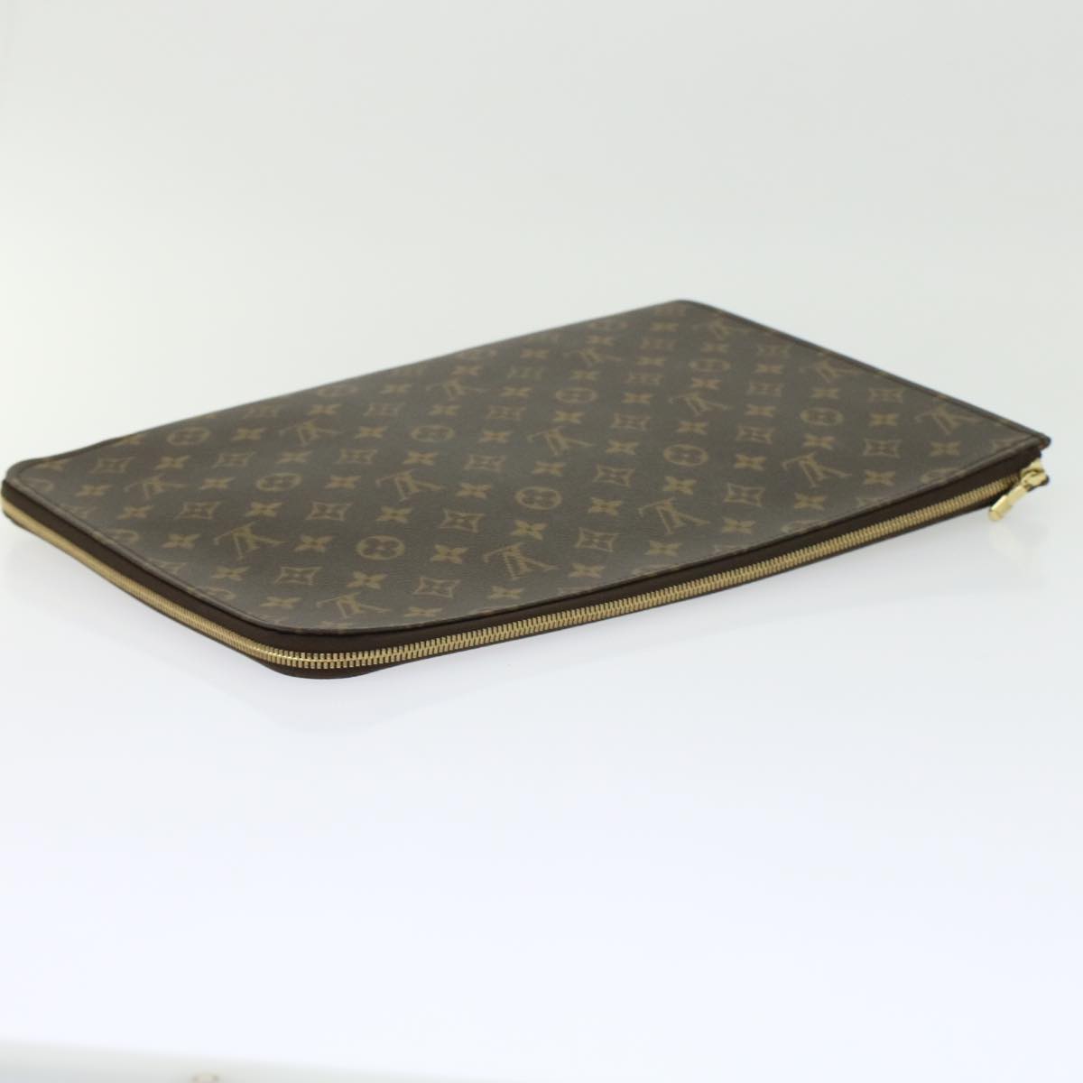 Louis Vuitton Poche Document  Canvas Clutch Bag ()