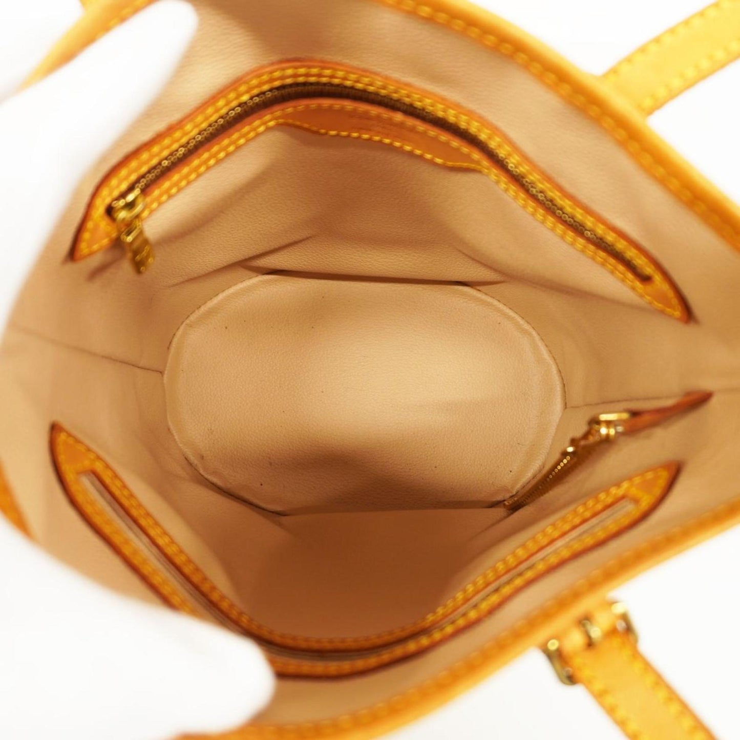 Louis Vuitton Bucket Pm  Canvas Tote Bag ()