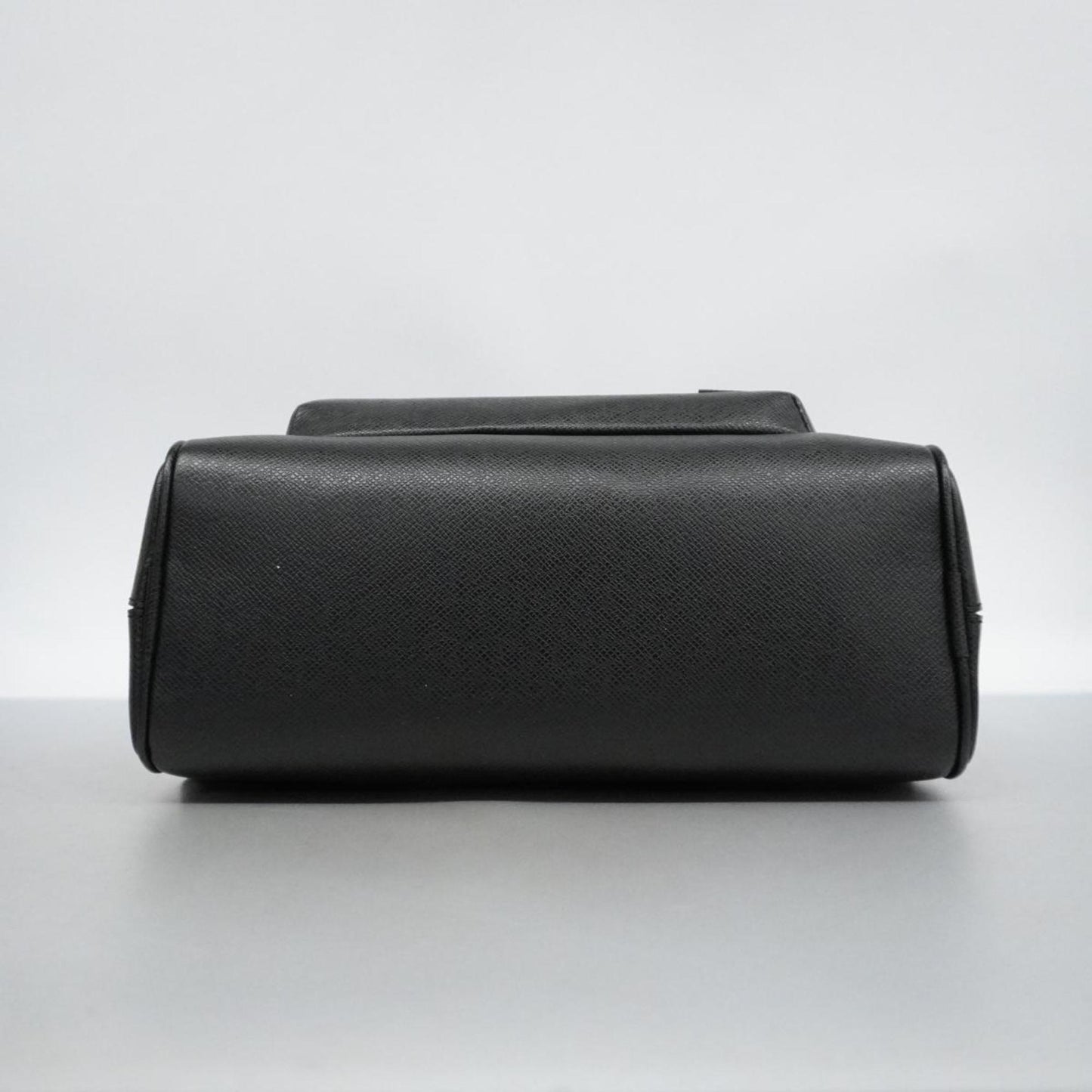 Louis Vuitton Taiga  Leather Backpack Bag ()