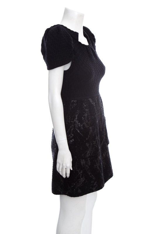 Chanel Black Cap Sleeve Foil Print Detail Dress SZ 34