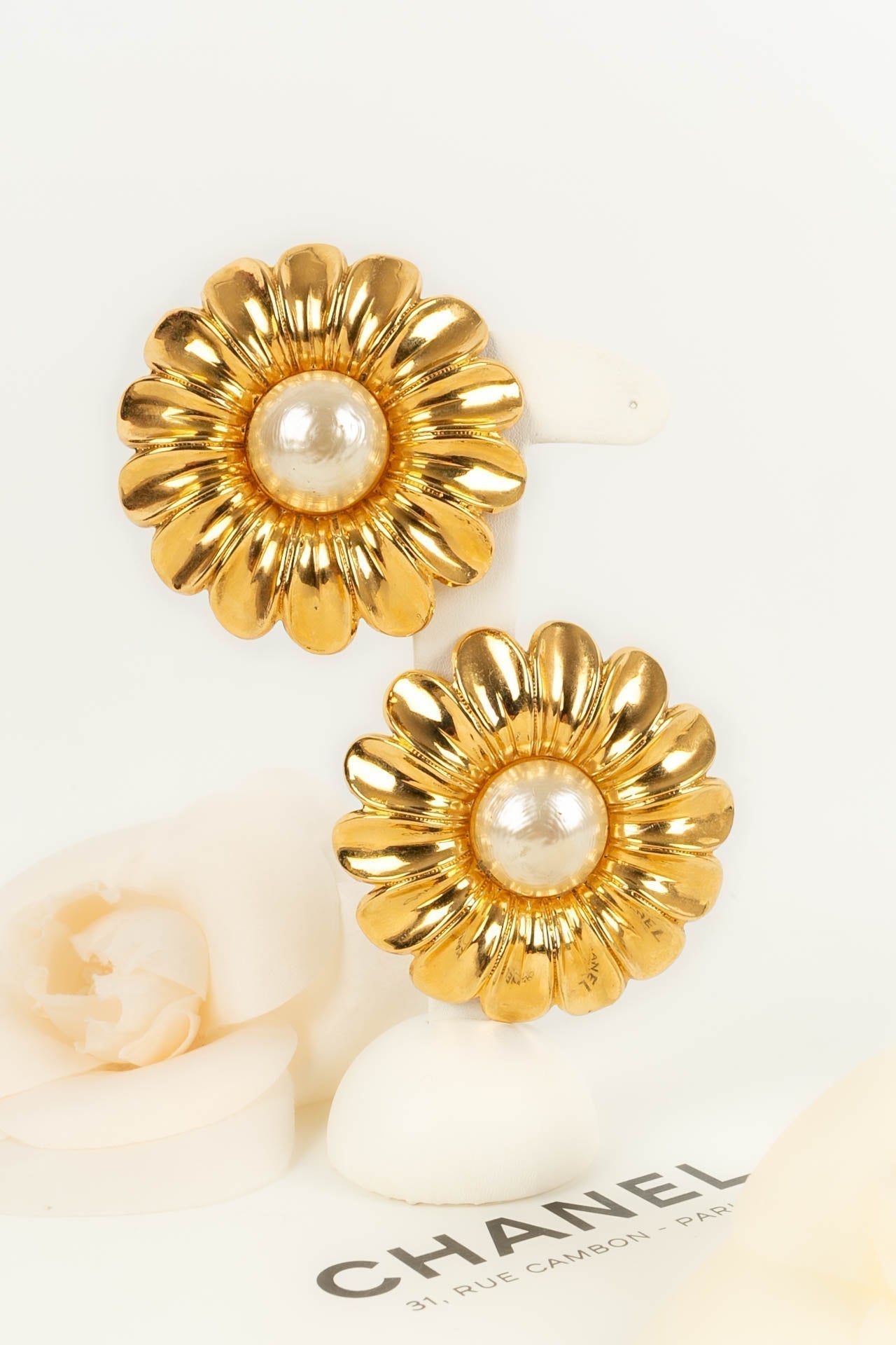 Boucles d'oreilles Chanel 1989