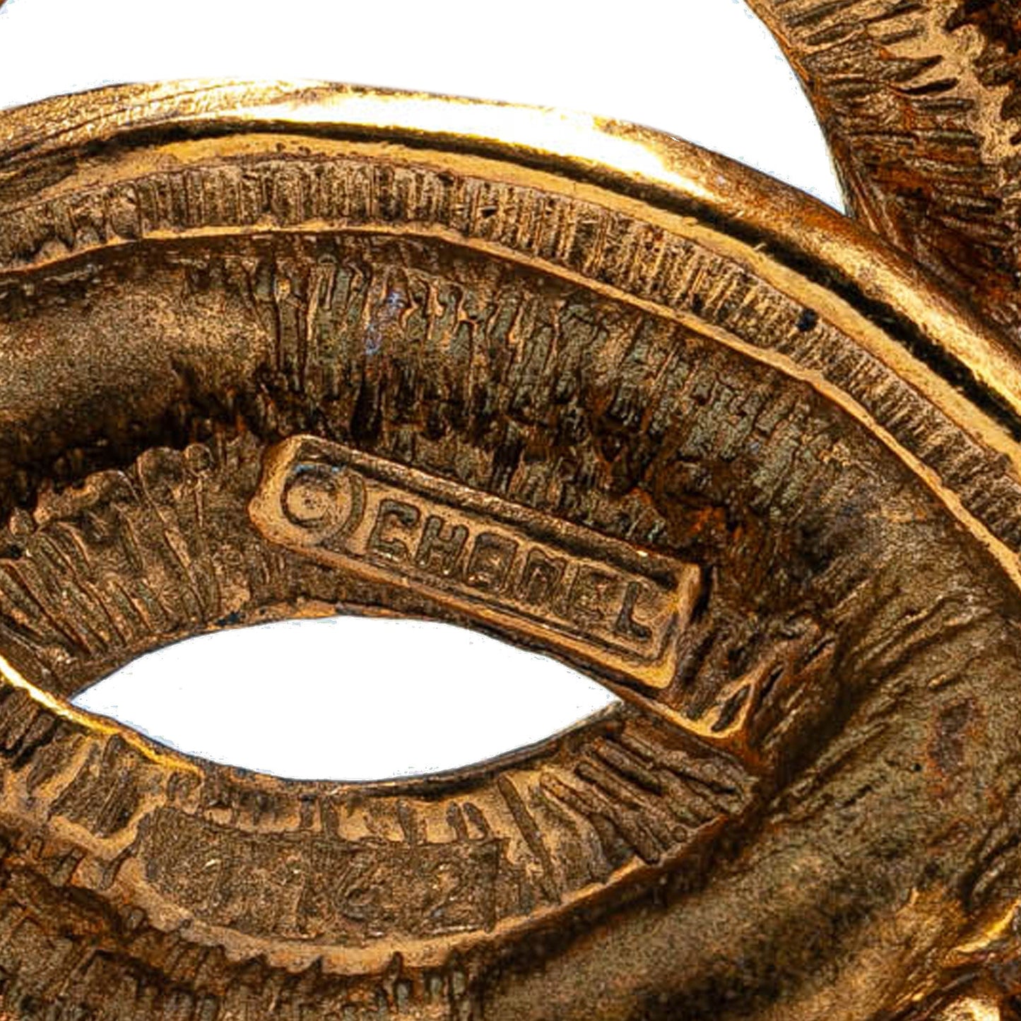 Gold Chanel CC Gold Plated Brooch