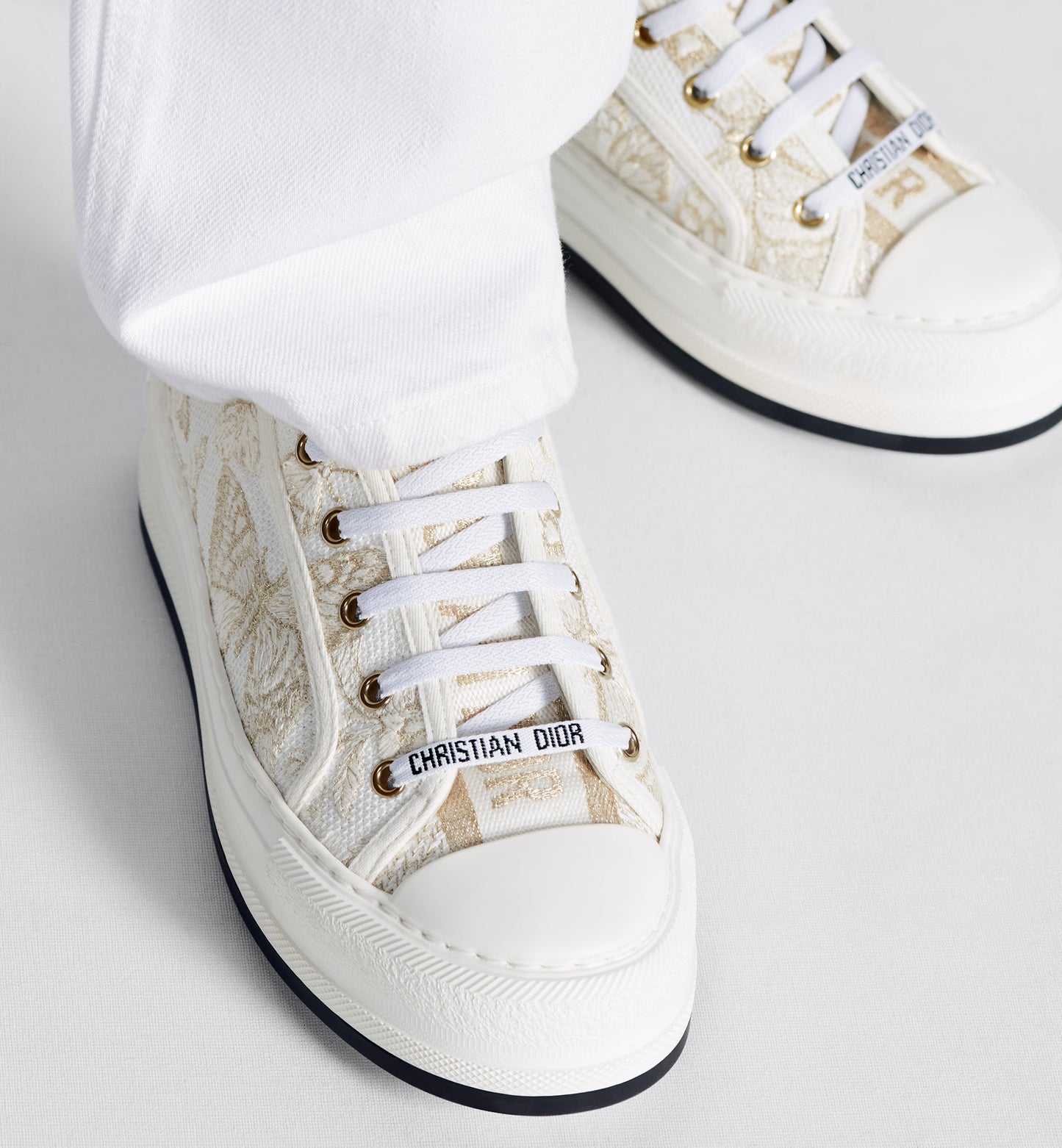 Walk'n'Dior Platform Sneaker • White and Gold-Tone Toile de Jouy Mexico Embroidered Cotton with Metallic Thread
