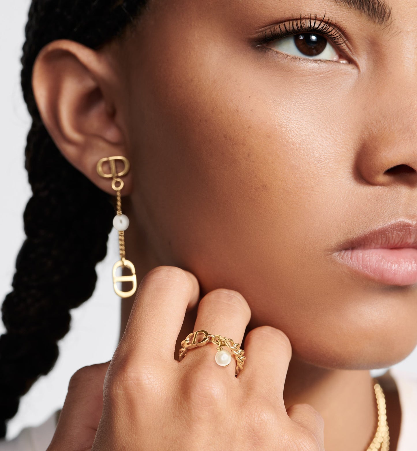 30 Montaigne Ring • Gold-Finish Metal