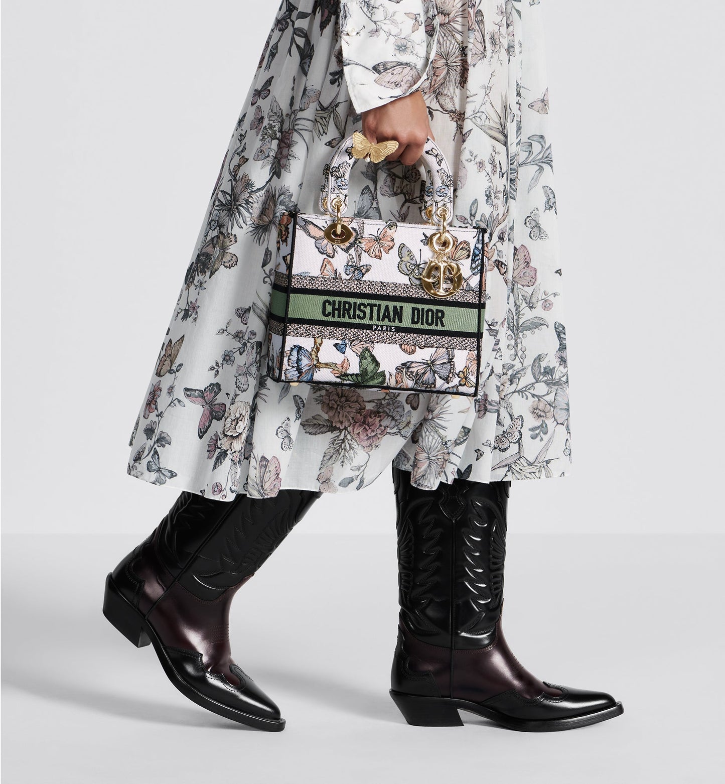 Medium Lady D-Lite Bag • White Multicolor Toile de Jouy Mexico Embroidery