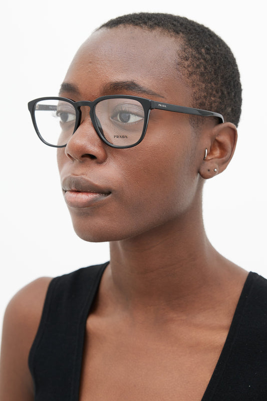 Black VPR09V Square Glasses