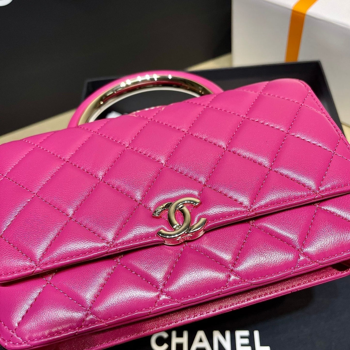 Chanel - Luxury Bag - CHL - 719