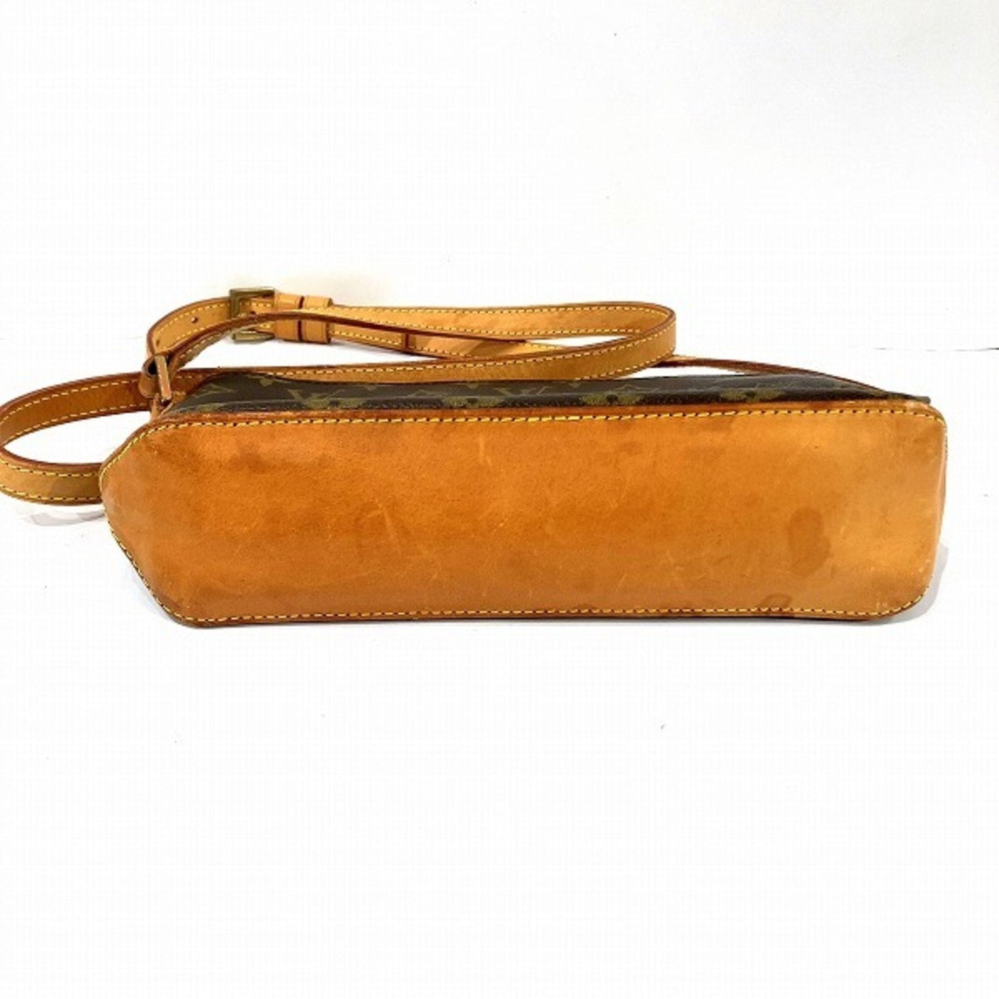 Louis Vuitton Trotteur  Canvas Shoulder Bag ()