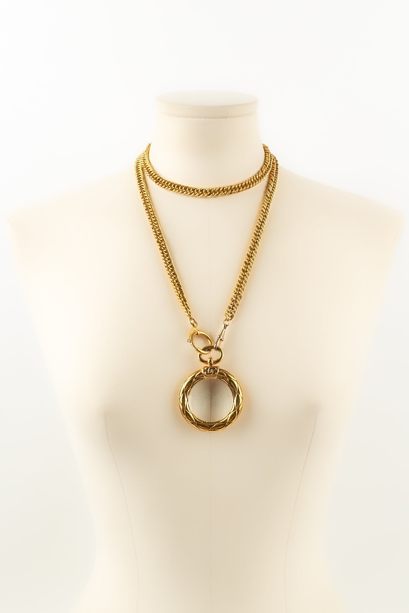 Collier loupe Chanel 1980s