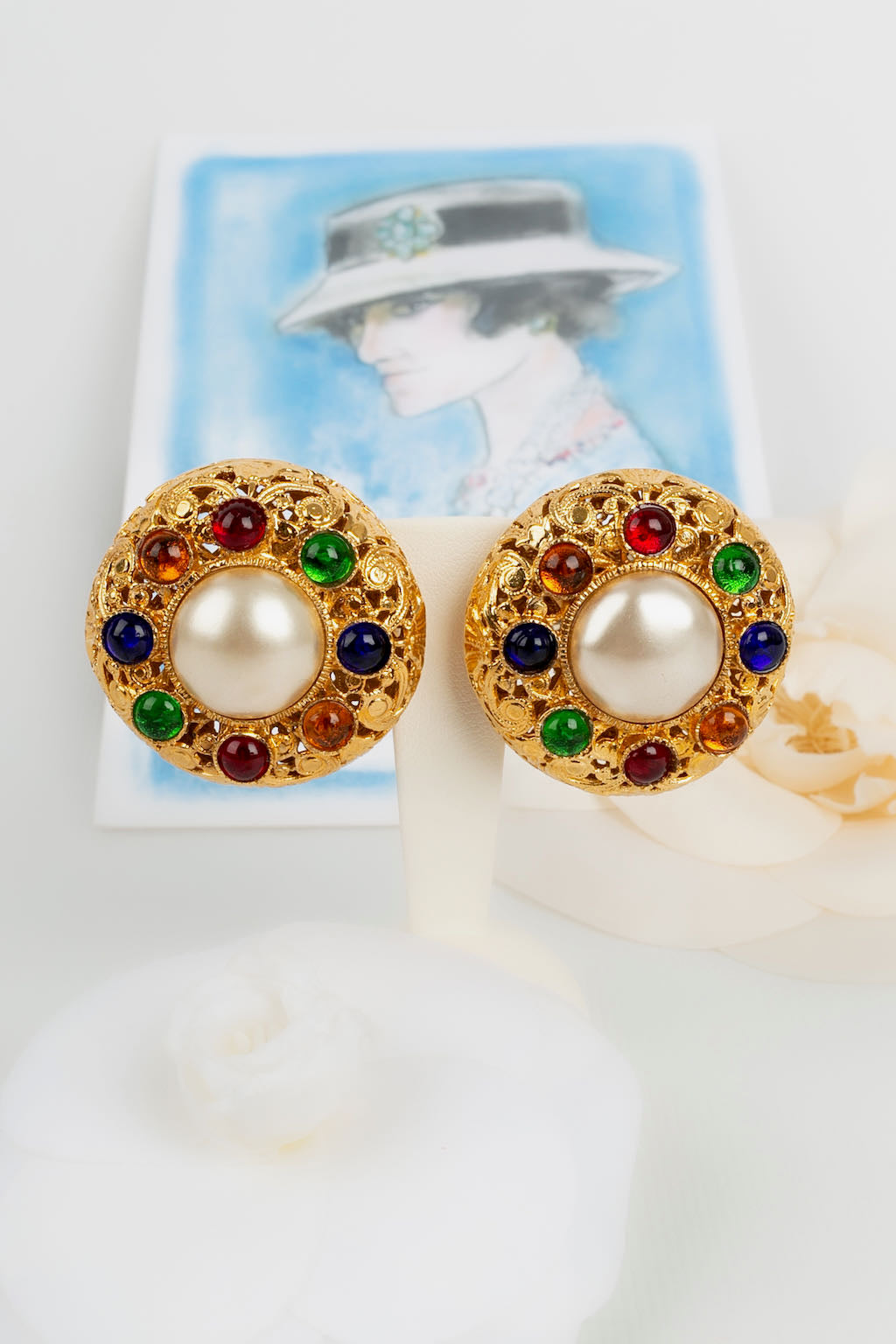 Boucles d'oreilles baroques Chanel