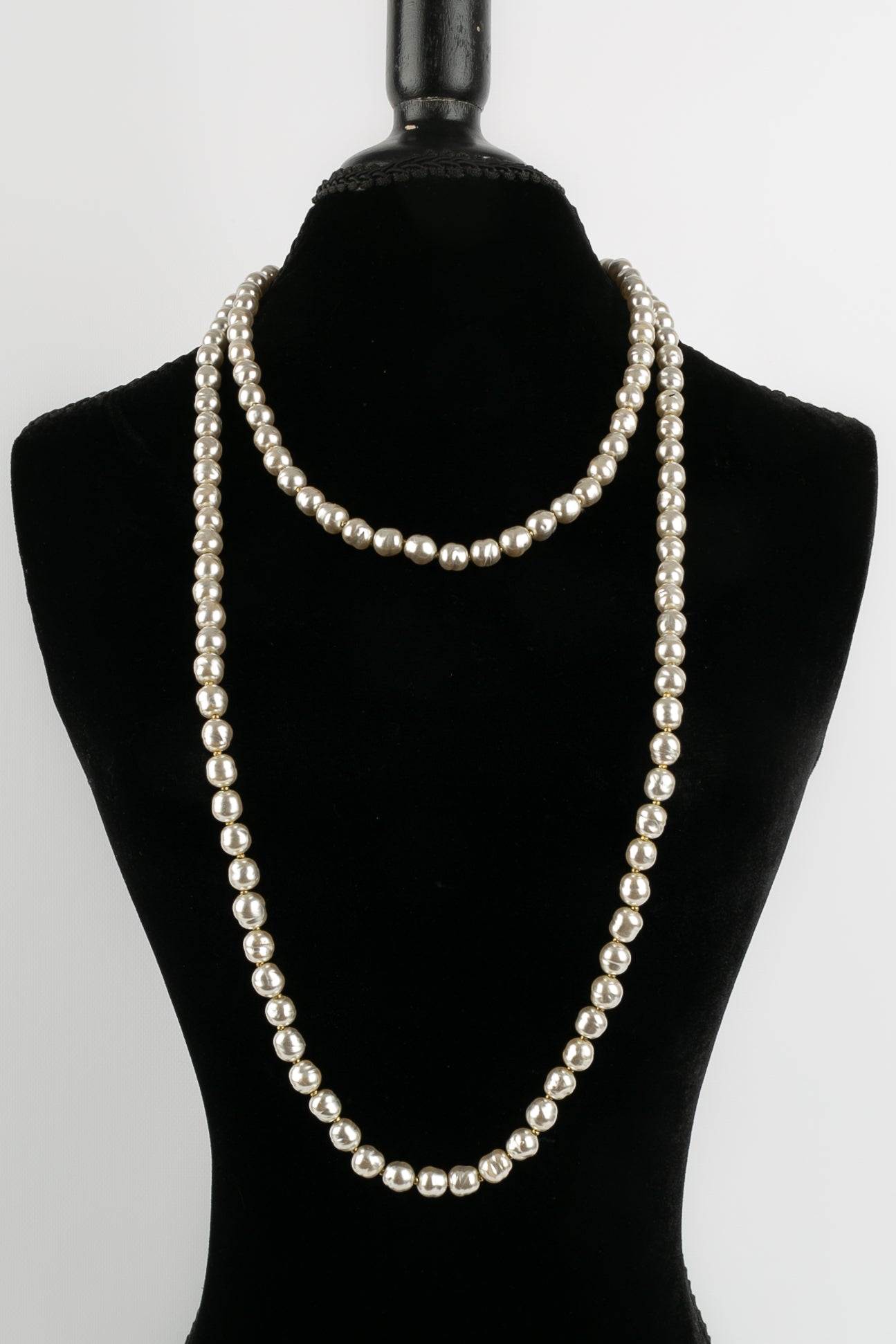 Collier / Sautoir Chanel 1981