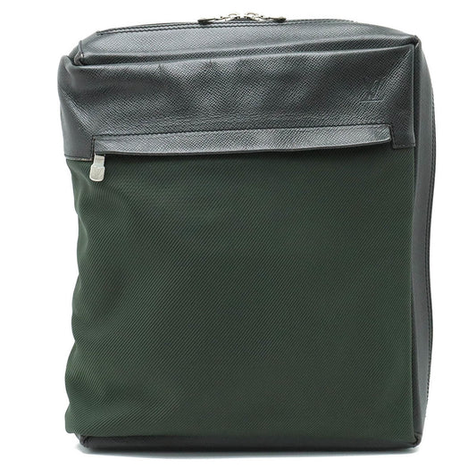 Louis Vuitton Taiga  Leather Shoulder Bag ()