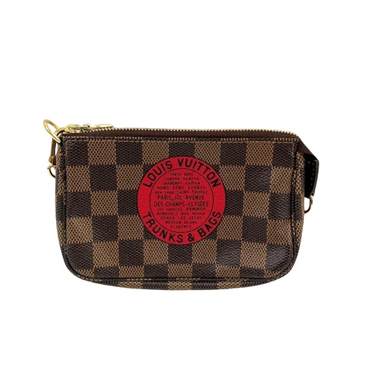 Louis Vuitton Mini Pochette Accessoires  Canvas Clutch Bag ()