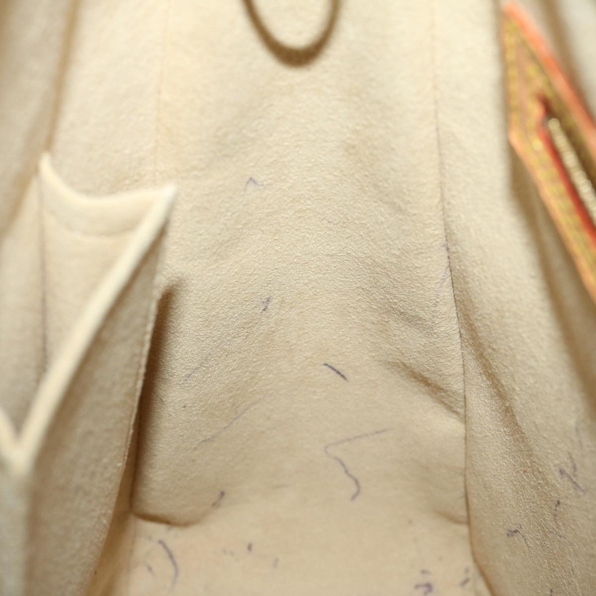 Louis Vuitton Looping  Canvas Shoulder Bag ()