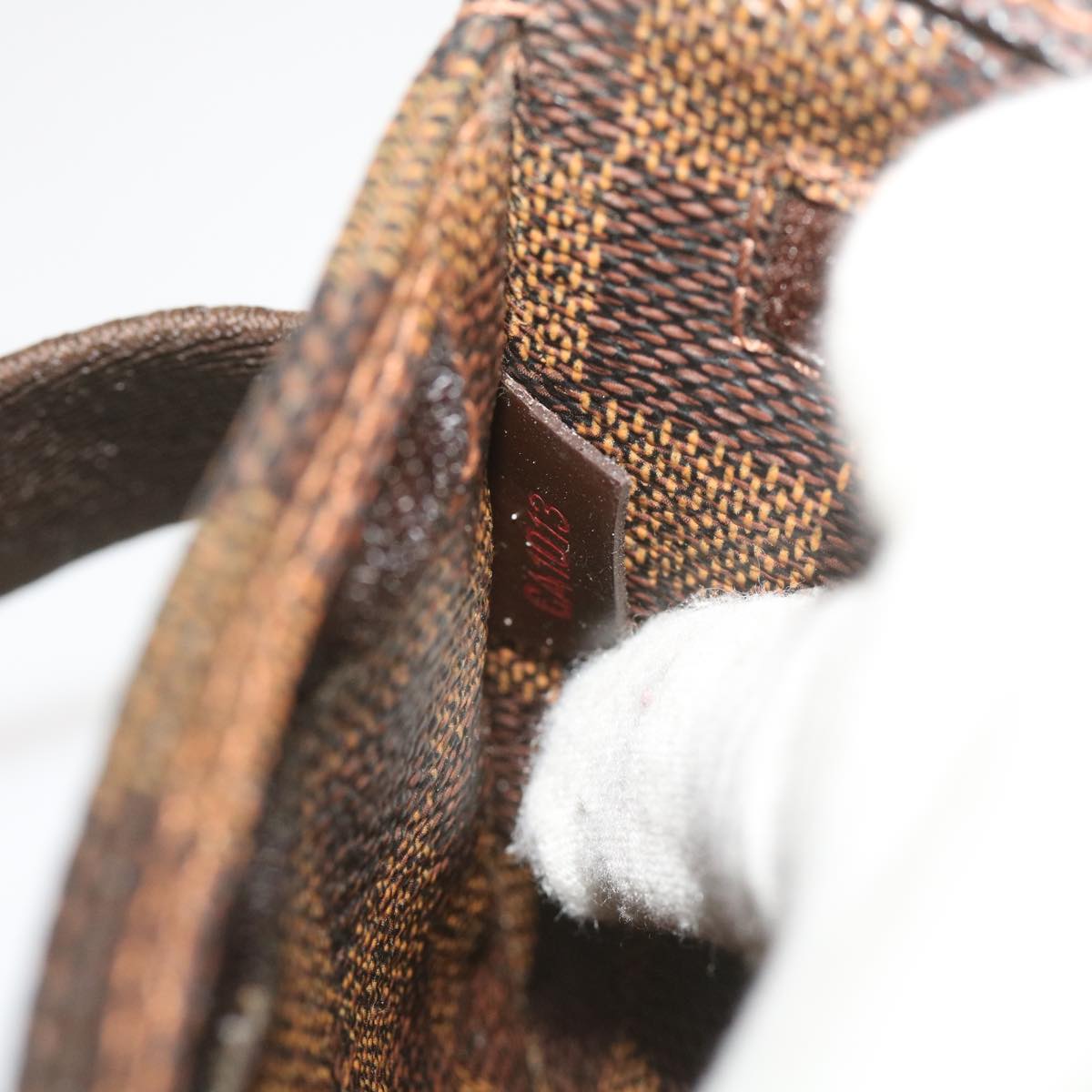 Louis Vuitton Geronimos  Canvas Shoulder Bag ()