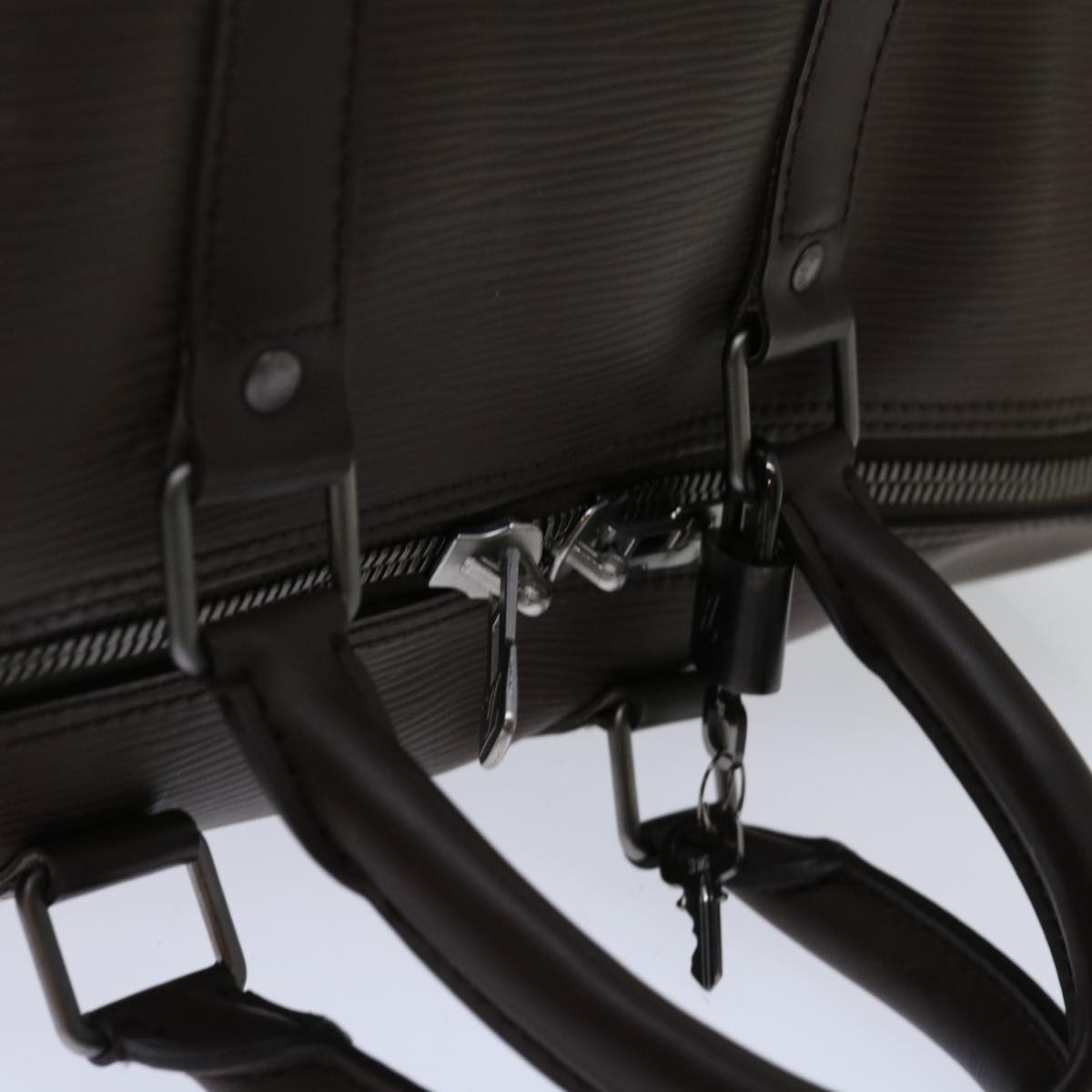 Louis Vuitton Keepall 45  Leather Travel Bag ()