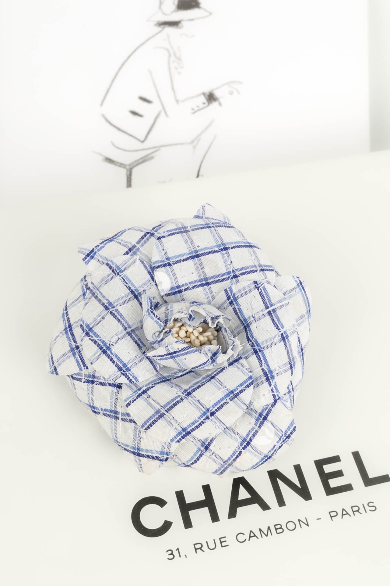 Broche Camélia Chanel