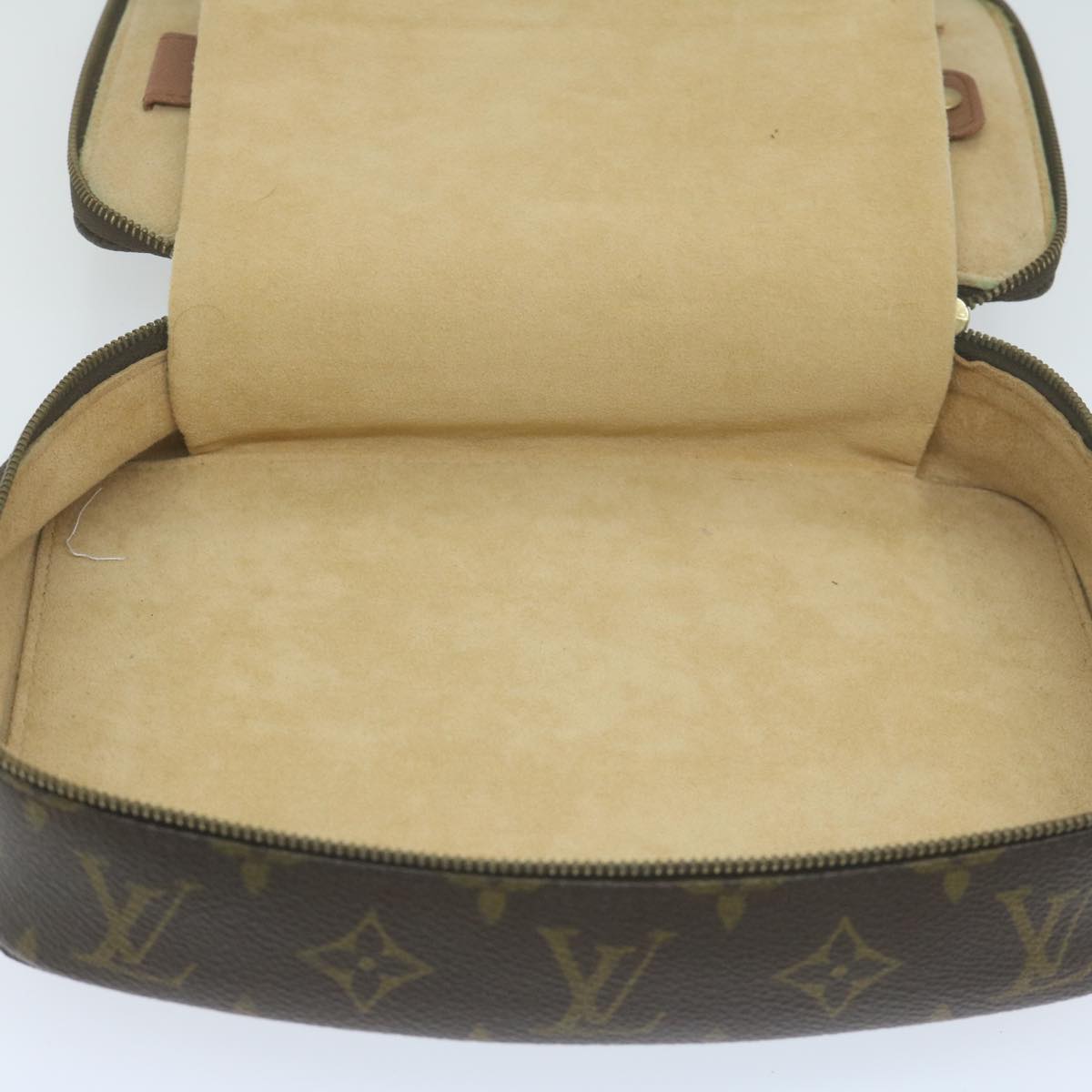 Louis Vuitton Monte Carlo  Canvas Clutch Bag ()
