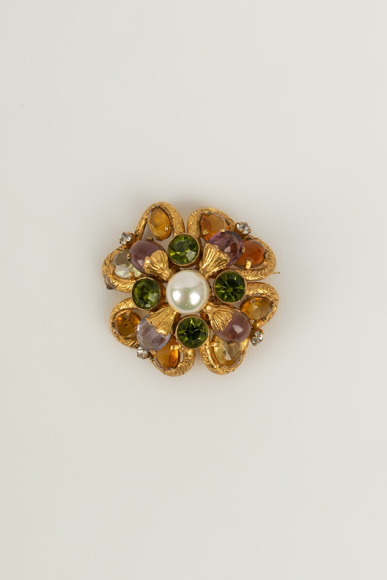 Broche ancienne Chanel